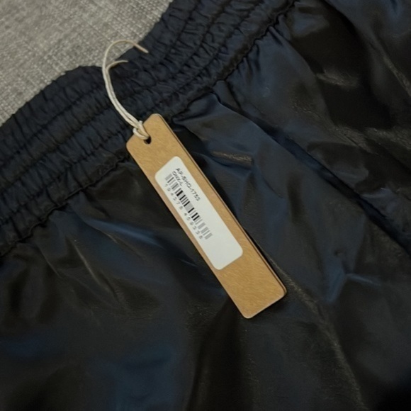 Skims Utility Sport Short - Picture 2 of 4